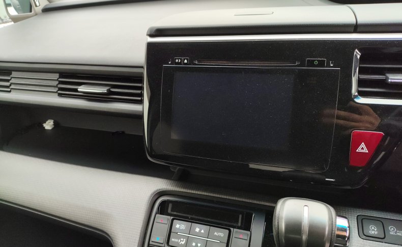 HONDA STEPWGN 7 seats 2015