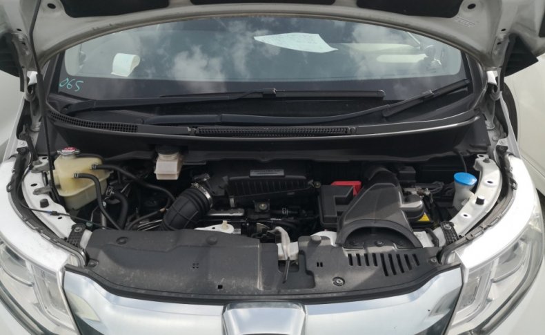 HONDA STEPWGN 7 Seats 2015
