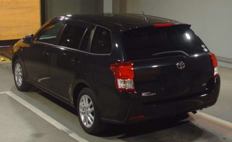 TOYOTA COROLLA FIELDER 1.5G 2012