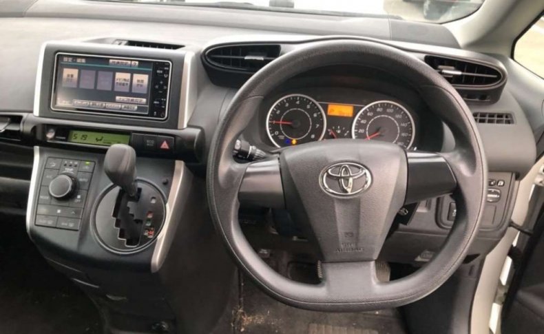 TOYOTA WISH 1.8 X 2009