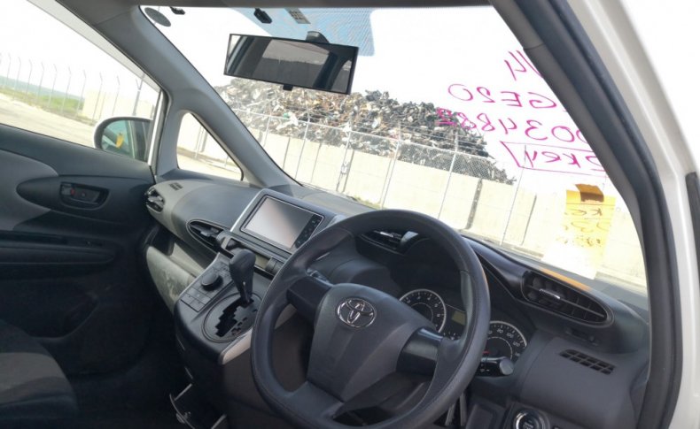 TOYOTA WISH 1.8 X 2009
