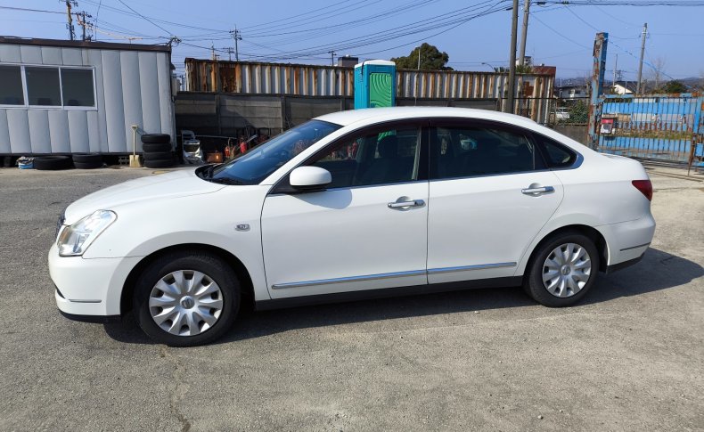 NISSAN BLUEBIRD SYLPHY 15S 2009