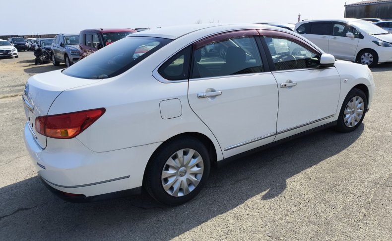 NISSAN BLUEBIRD SYLPHY 15S 2009
