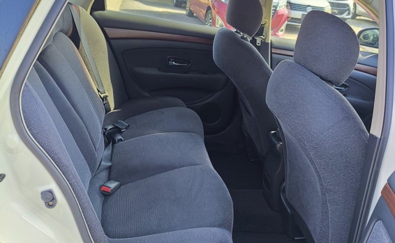 NISSAN BLUEBIRD SYLPHY 15S 2009