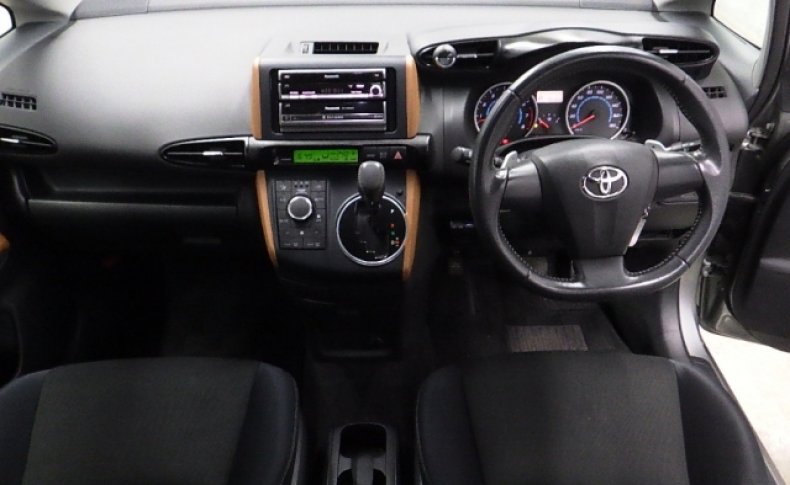 TOYOTA WISH 1.8S 2009
