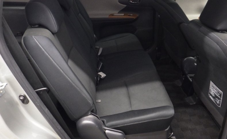 TOYOTA WISH 1.8S 2009