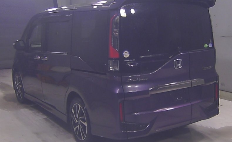 HONDA STEPWGN Cool Spirit 8seats 2015