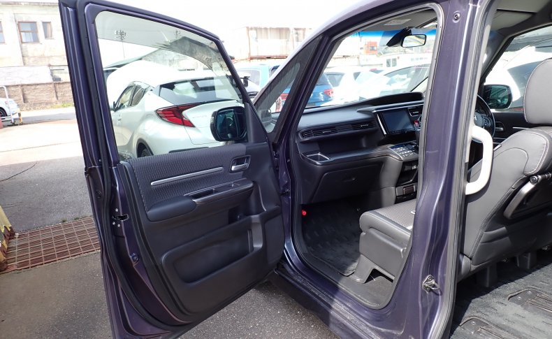HONDA STEPWGN Cool Spirit 8seats 2015