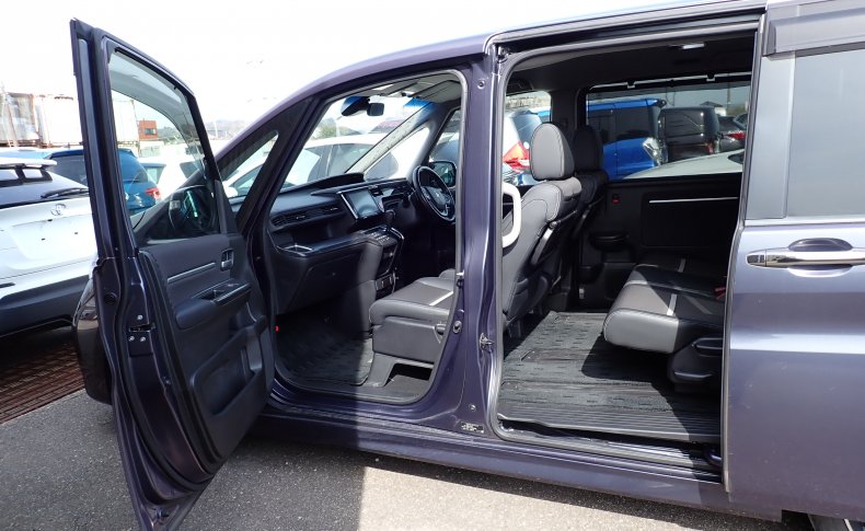 HONDA STEPWGN Cool Spirit 8seats 2015