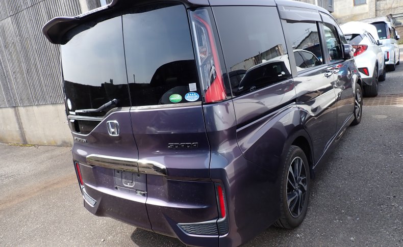 HONDA STEPWGN Cool Spirit 8seats 2015