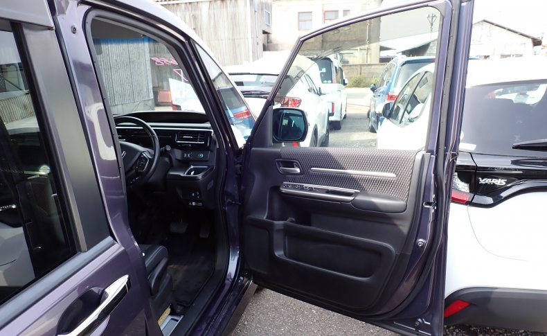 HONDA STEPWGN Cool Spirit 8seats 2015