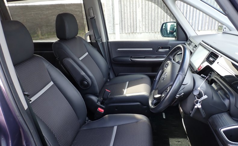 HONDA STEPWGN Cool Spirit 8seats 2015