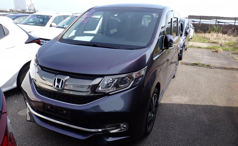 HONDA STEPWGN Cool Spirit 8seats 2015