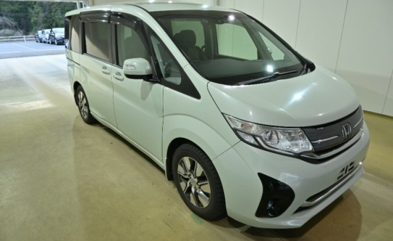 HONDA STEPWGN G-EX 8seats 2015
