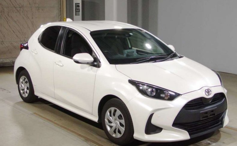 TOYOTA YARIS X 2020