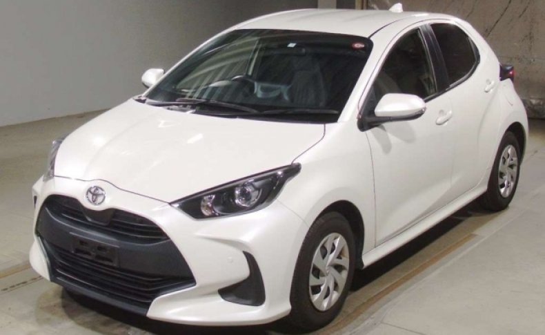 TOYOTA YARIS X 2020