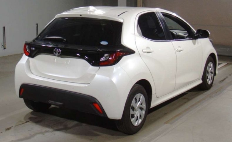 TOYOTA YARIS X 2020