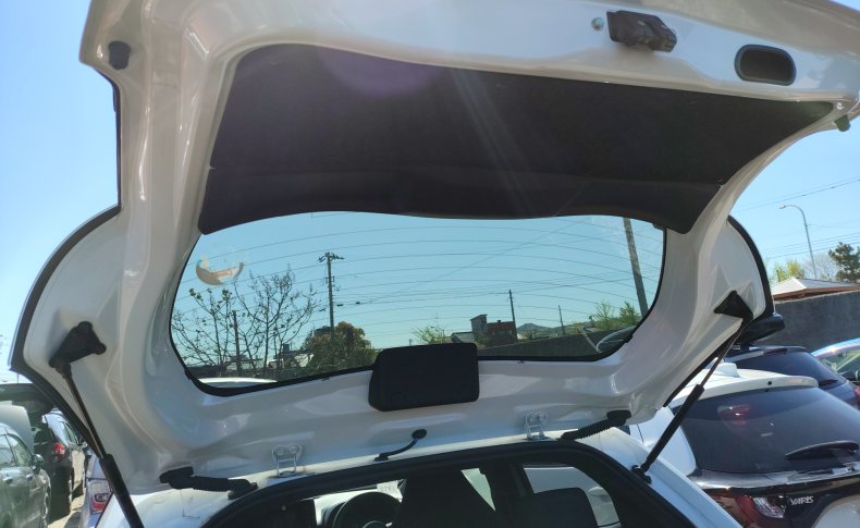 TOYOTA YARIS X 2020