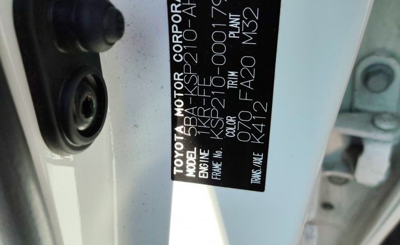 TOYOTA YARIS X 2020