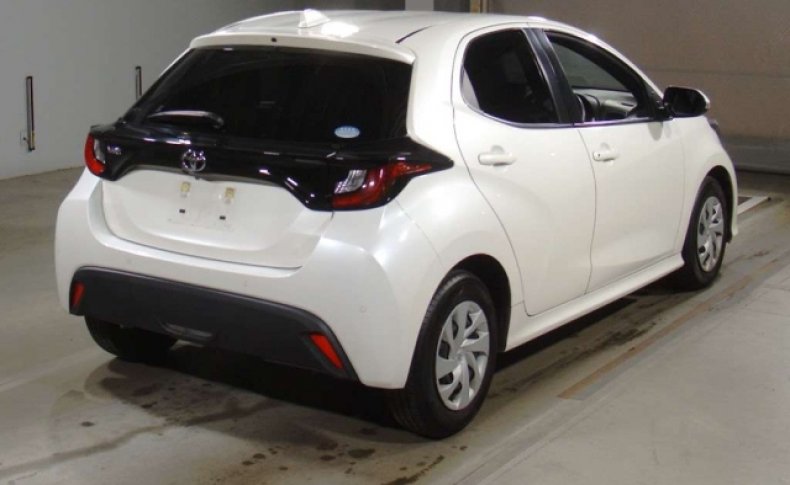 TOYOTA YARIS X 2020