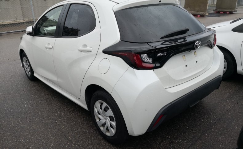 TOYOTA YARIS X 2020