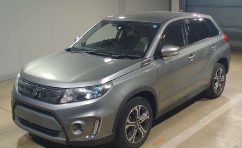 SUZUKI ESCUDO Base Grade 2015