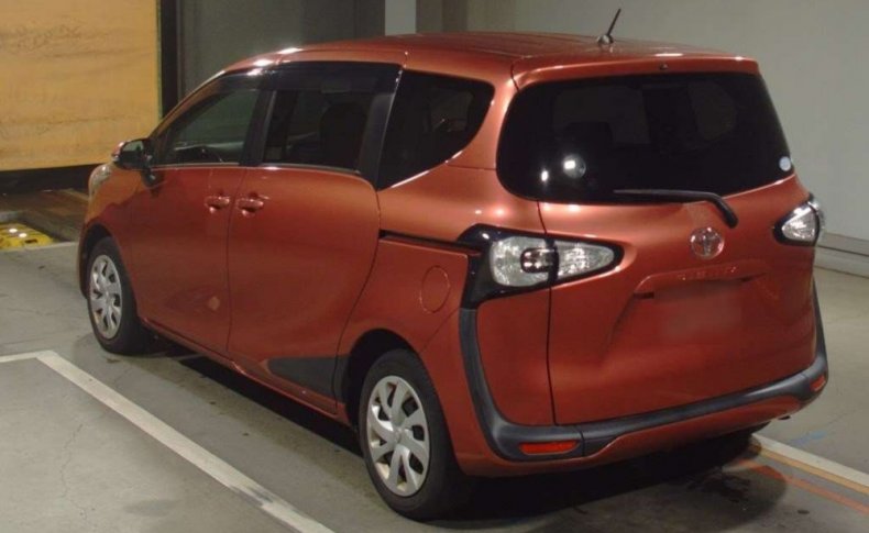 TOYOTA SIENTA X 2015