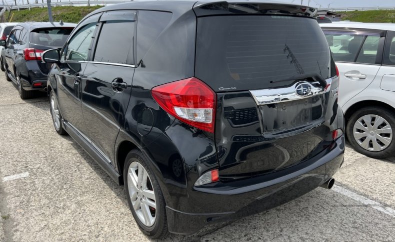 SUBARU TREZIA 1.5i- Type Euro 2011