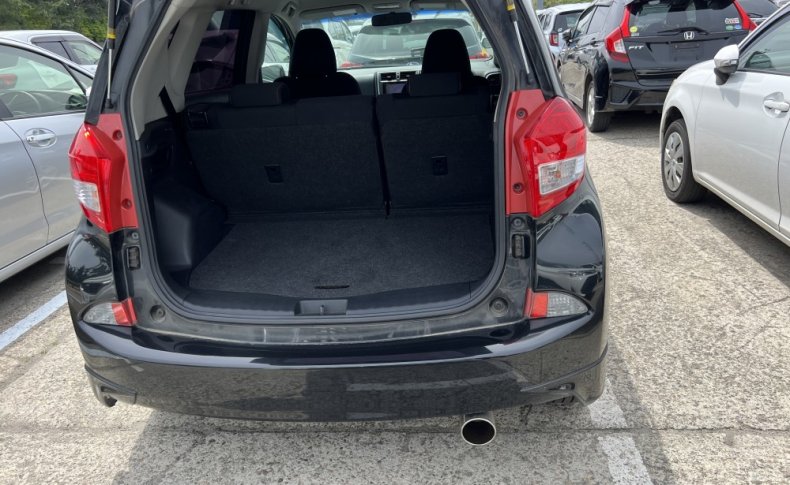 SUBARU TREZIA 1.5i- Type Euro 2011