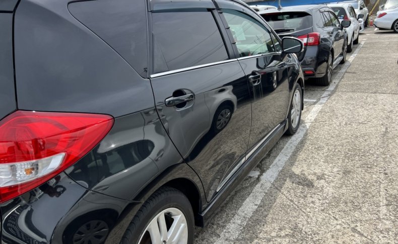 SUBARU TREZIA 1.5i- Type Euro 2011