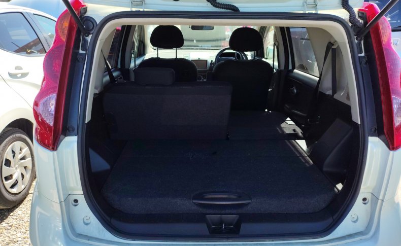 NISSAN NOTE 15X 2010