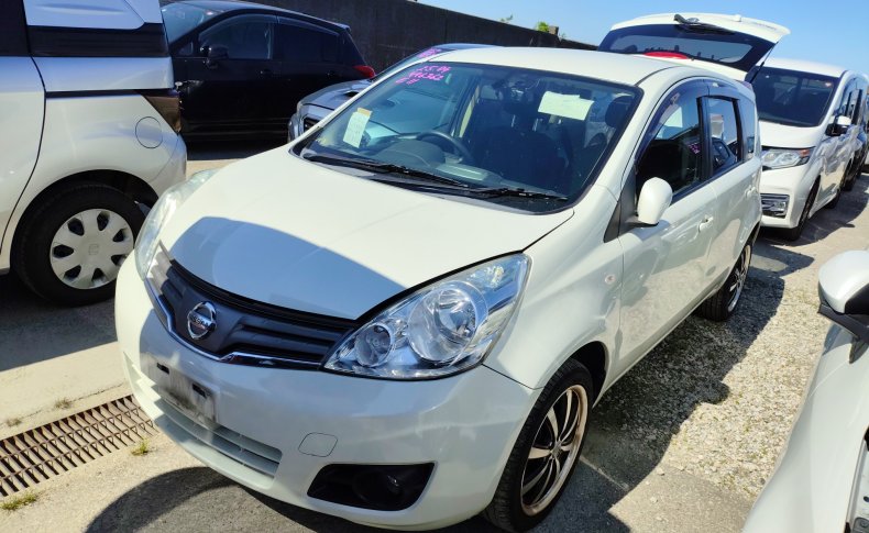 NISSAN NOTE 15X 2010