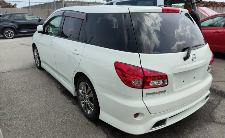 NISSAN WINGROAD RIDER 2010