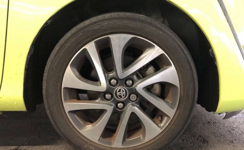 TOYOTA SIENTA G 2015