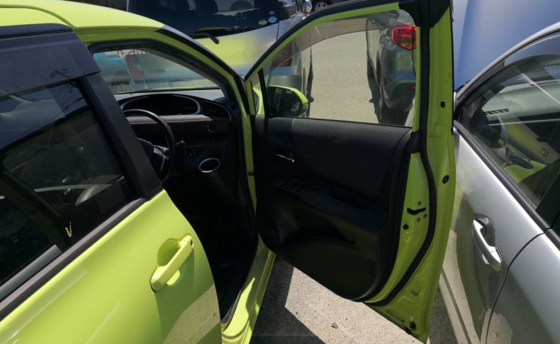 TOYOTA SIENTA G 2015