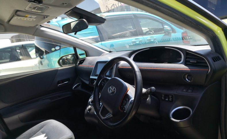 TOYOTA SIENTA G 2015