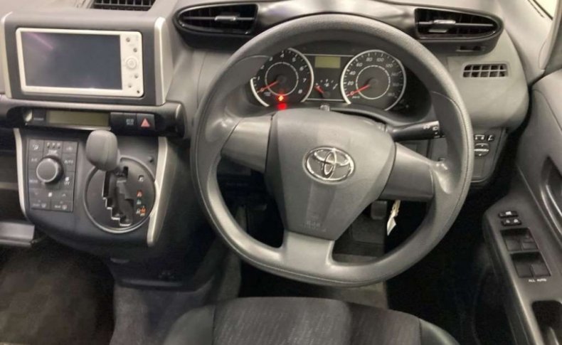 TOYOTA WISH X 2009