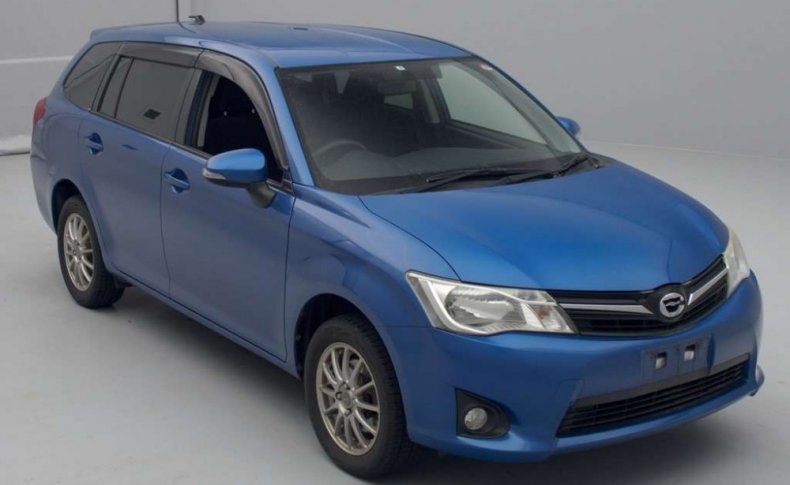 TOYOTA COROLLA FIELDER 1.5G 4WD 2013