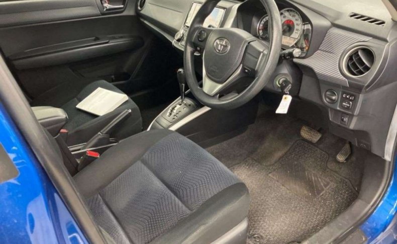 TOYOTA COROLLA FIELDER 1.5G 4WD 2013