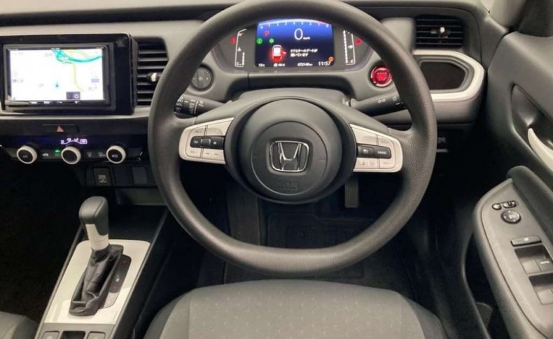 HONDA FIT Base 4WD 2020