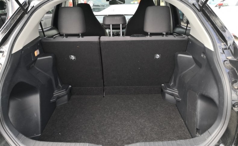 TOYOTA YARIS CROSS X 2021