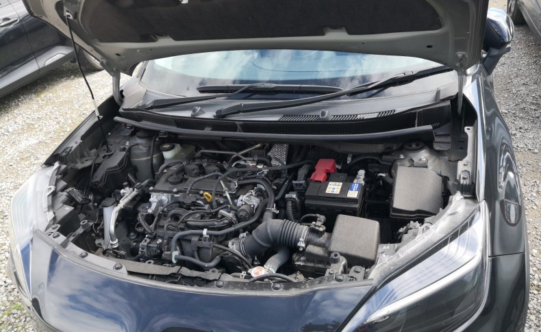 TOYOTA YARIS CROSS X 2021