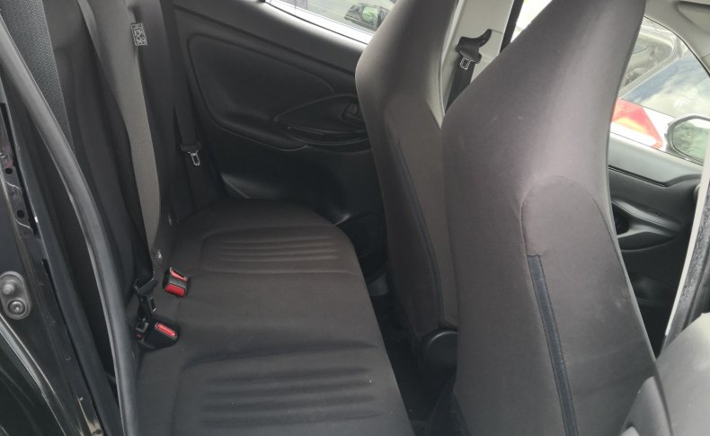 TOYOTA YARIS CROSS X 2021