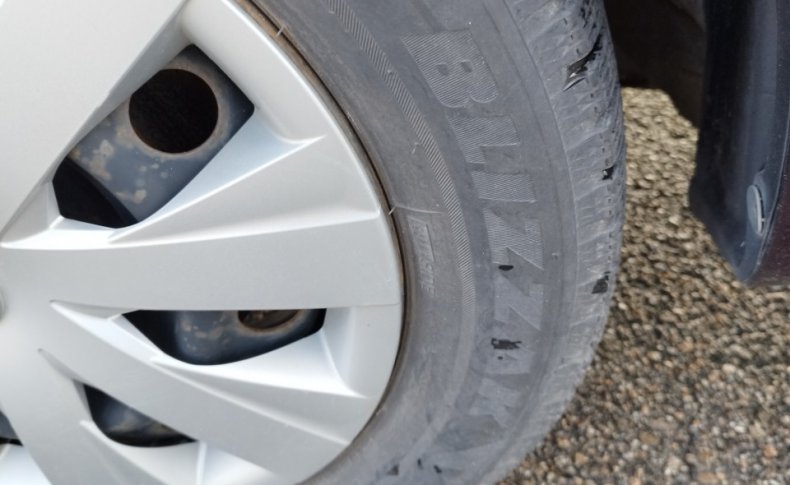 TOYOTA COROLLA AXIO 1.5 Luxel 4WD 2013