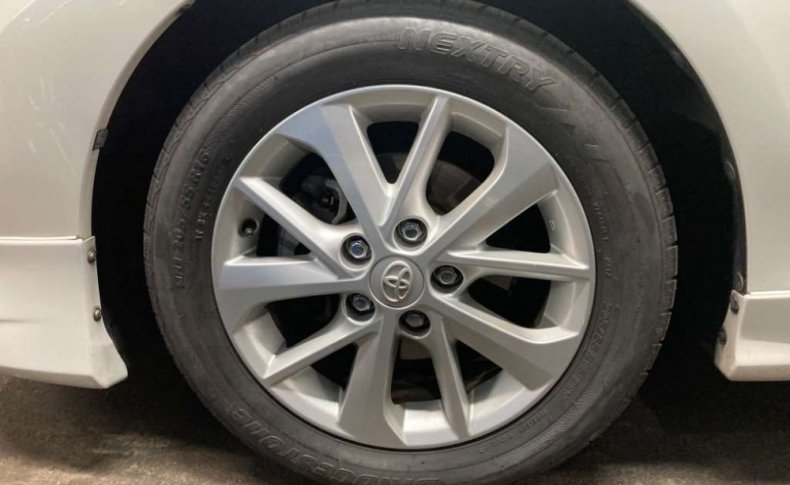 TOYOTA AURIS 150X S Package 2013