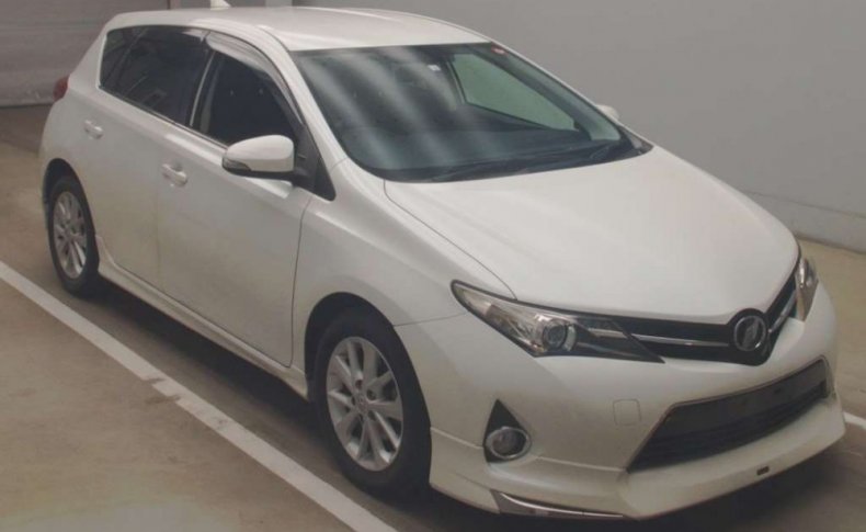 TOYOTA AURIS 150X S Package 2013