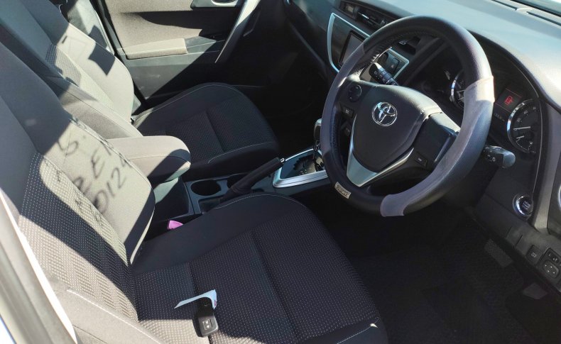 TOYOTA AURIS 150X S Package 2013