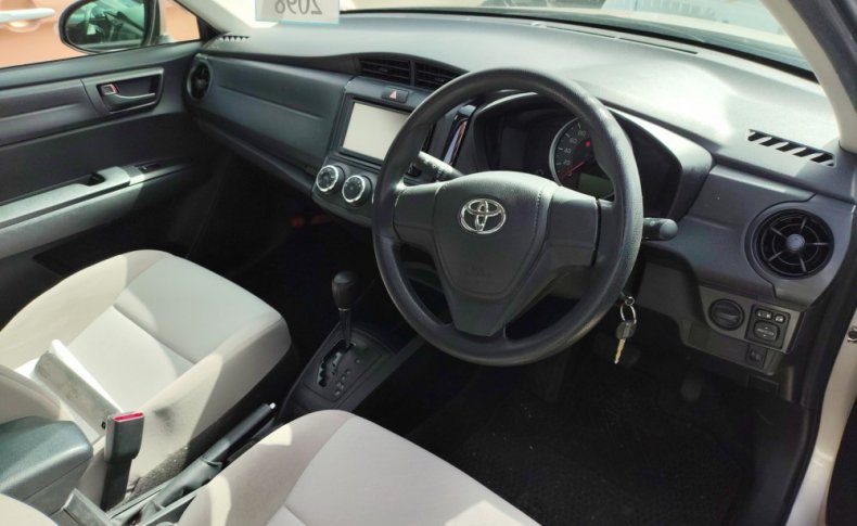 TOYOTA COROLLA AXIO 1.5 X 2015