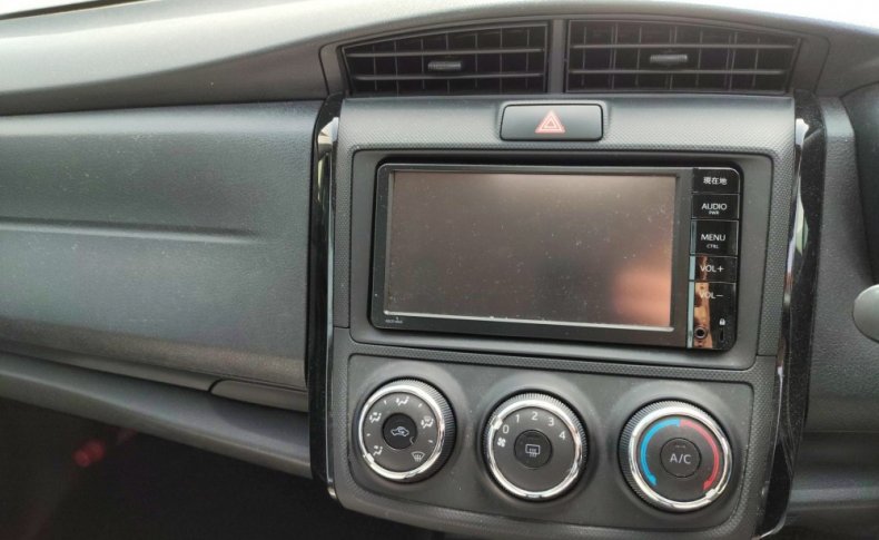TOYOTA COROLLA AXIO 1.5 X 2015