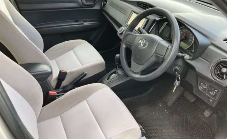 TOYOTA COROLLA AXIO 1.5 X 2015